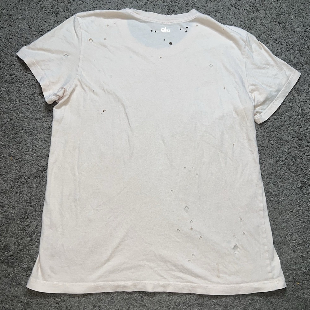 Alo Yoga T-Shirt Womens Small Peach Laser Cut Distressed Short Sleeve